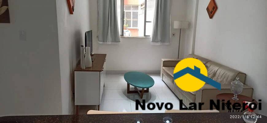 Apartamento à venda com 2 quartos, 70m² - Foto 1