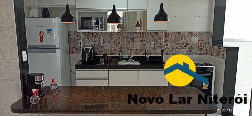 Apartamento à venda com 2 quartos, 70m² - Foto 4