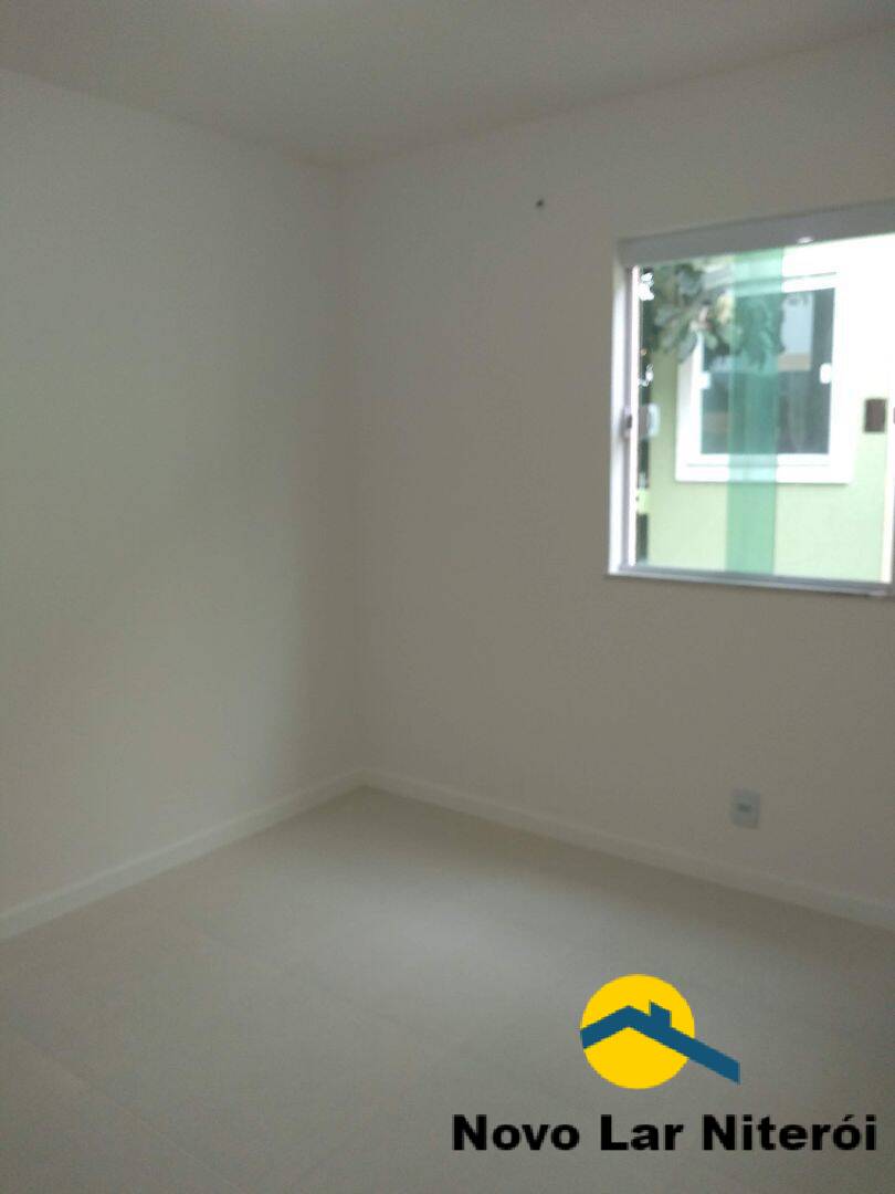 Casa à venda com 3 quartos, 110m² - Foto 8