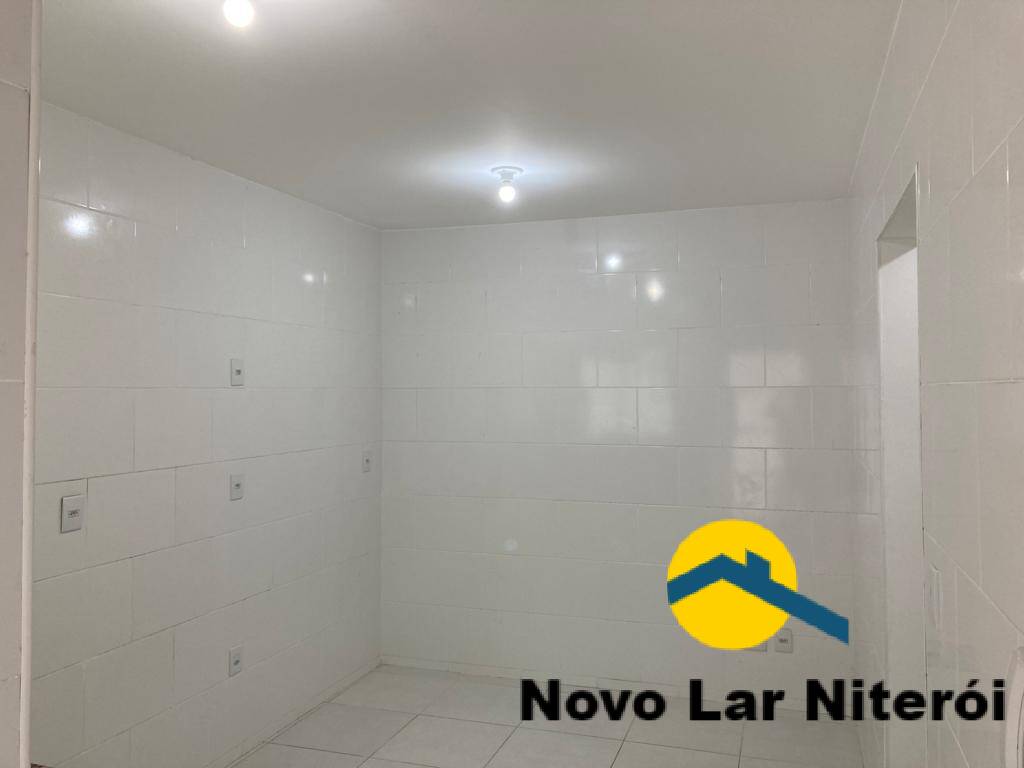 Casa à venda com 3 quartos, 110m² - Foto 28