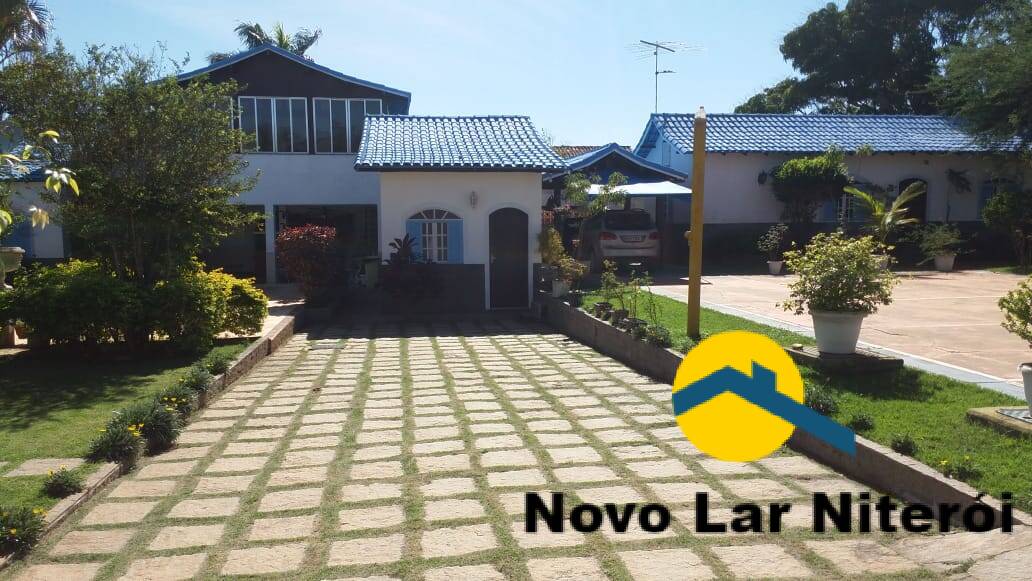 Casa à venda com 6 quartos, 400m² - Foto 26