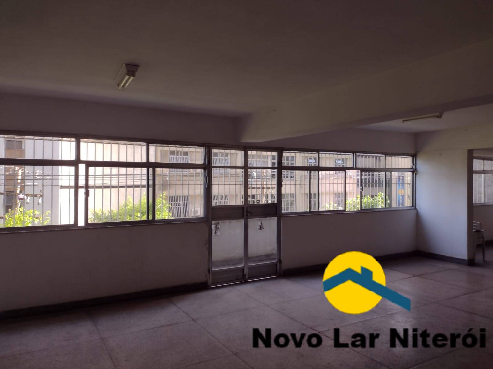 Apartamento à venda com 3 quartos, 160m² - Foto 29