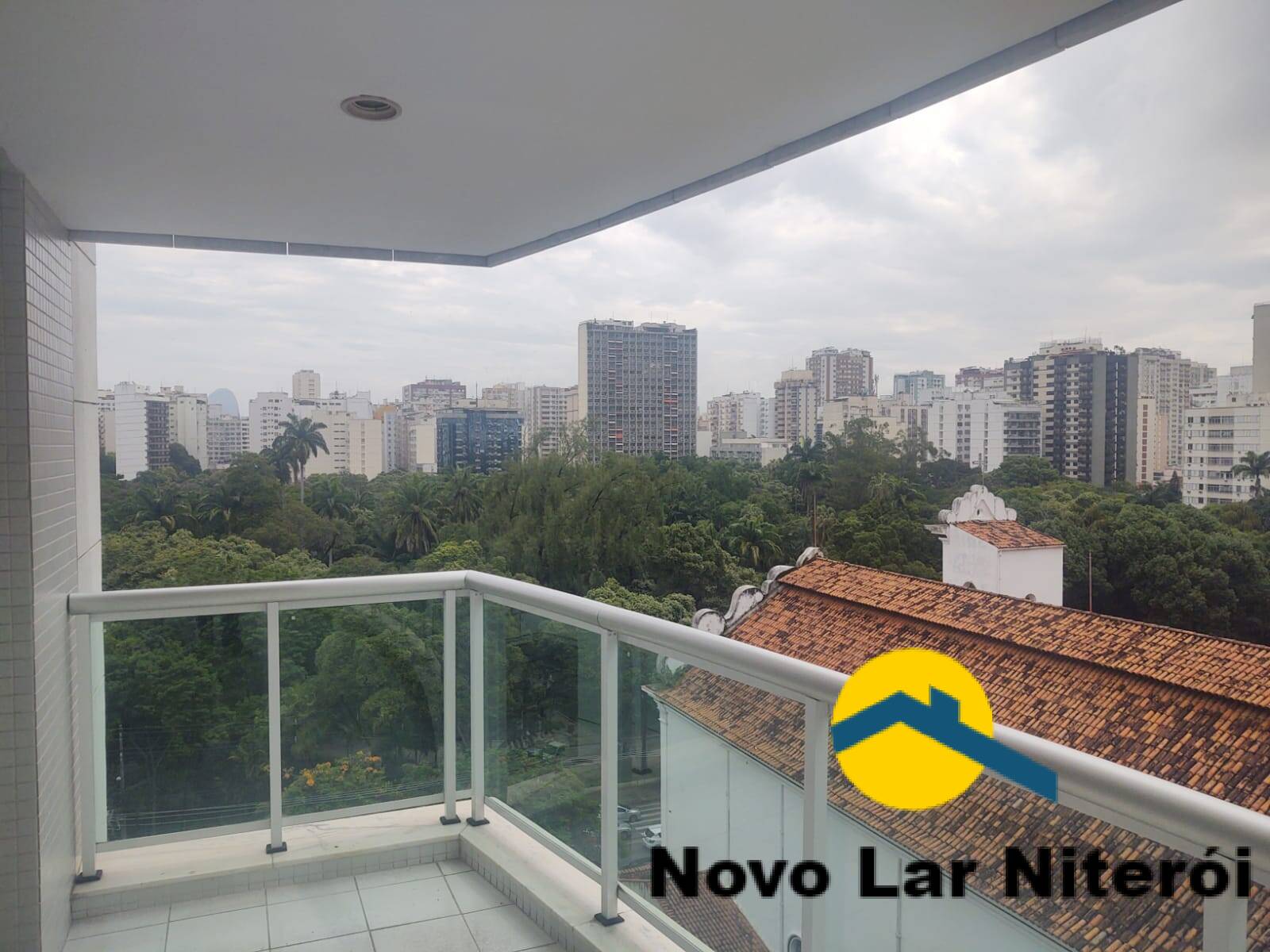 Apartamento à venda com 3 quartos, 120m² - Foto 4