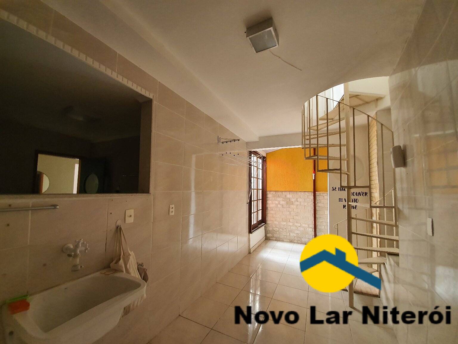 Casa à venda com 4 quartos, 180m² - Foto 29