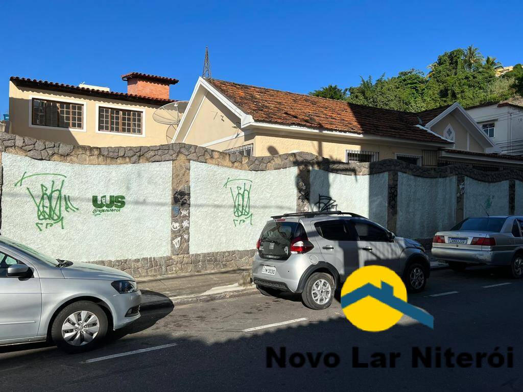 Casa à venda com 3 quartos, 240m² - Foto 46