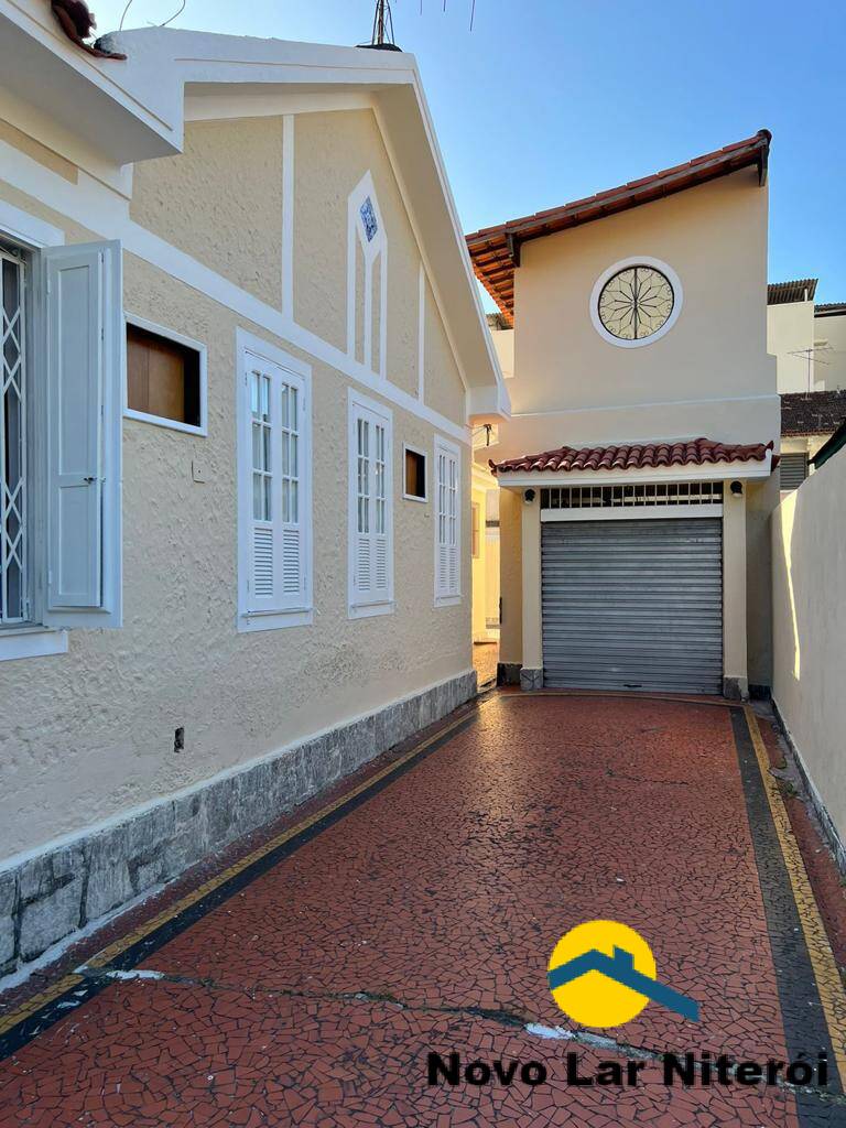 Casa à venda com 3 quartos, 240m² - Foto 39