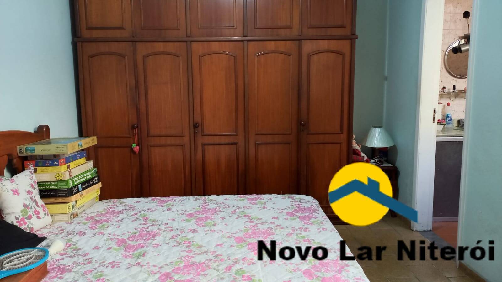 Casa à venda com 5 quartos, 214m² - Foto 22