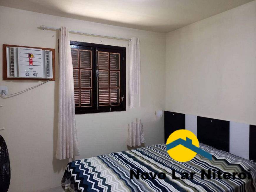 Casa à venda com 4 quartos, 300m² - Foto 14