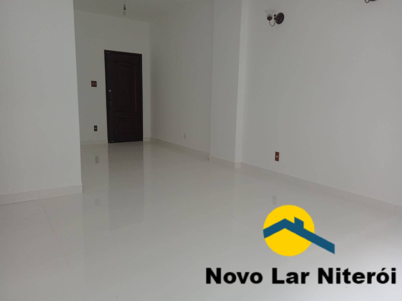 Apartamento à venda com 3 quartos, 110m² - Foto 3