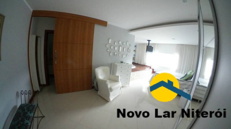 Casa à venda com 5 quartos, 320m² - Foto 9