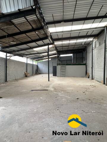 Depósito-Galpão-Armazém à venda, 300m² - Foto 1