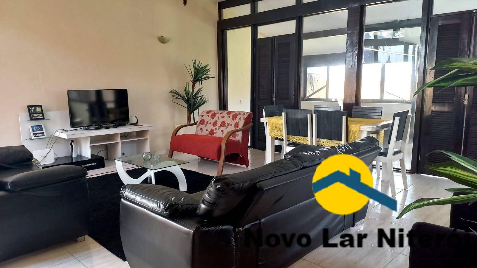 Casa à venda com 4 quartos, 300m² - Foto 6