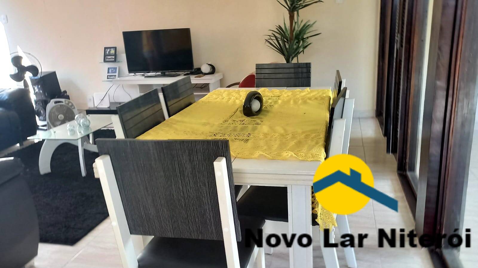 Casa à venda com 4 quartos, 300m² - Foto 7