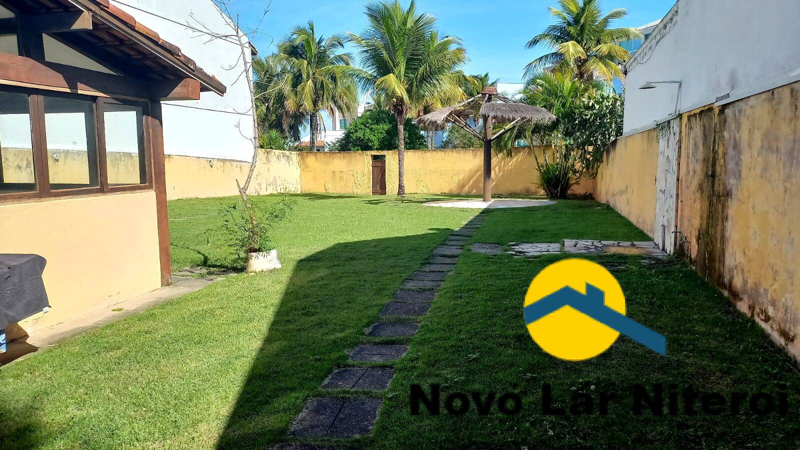 Casa à venda com 4 quartos, 300m² - Foto 33