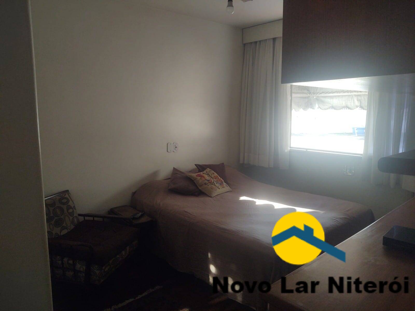 Apartamento à venda com 4 quartos, 180m² - Foto 18