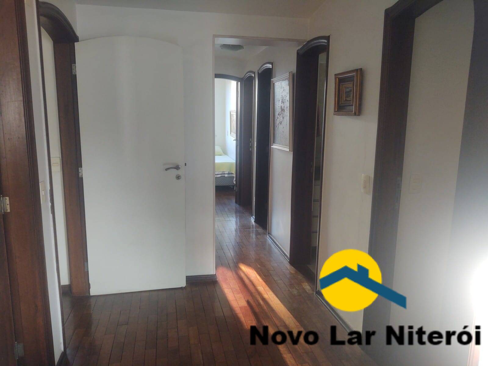 Apartamento à venda com 4 quartos, 180m² - Foto 8