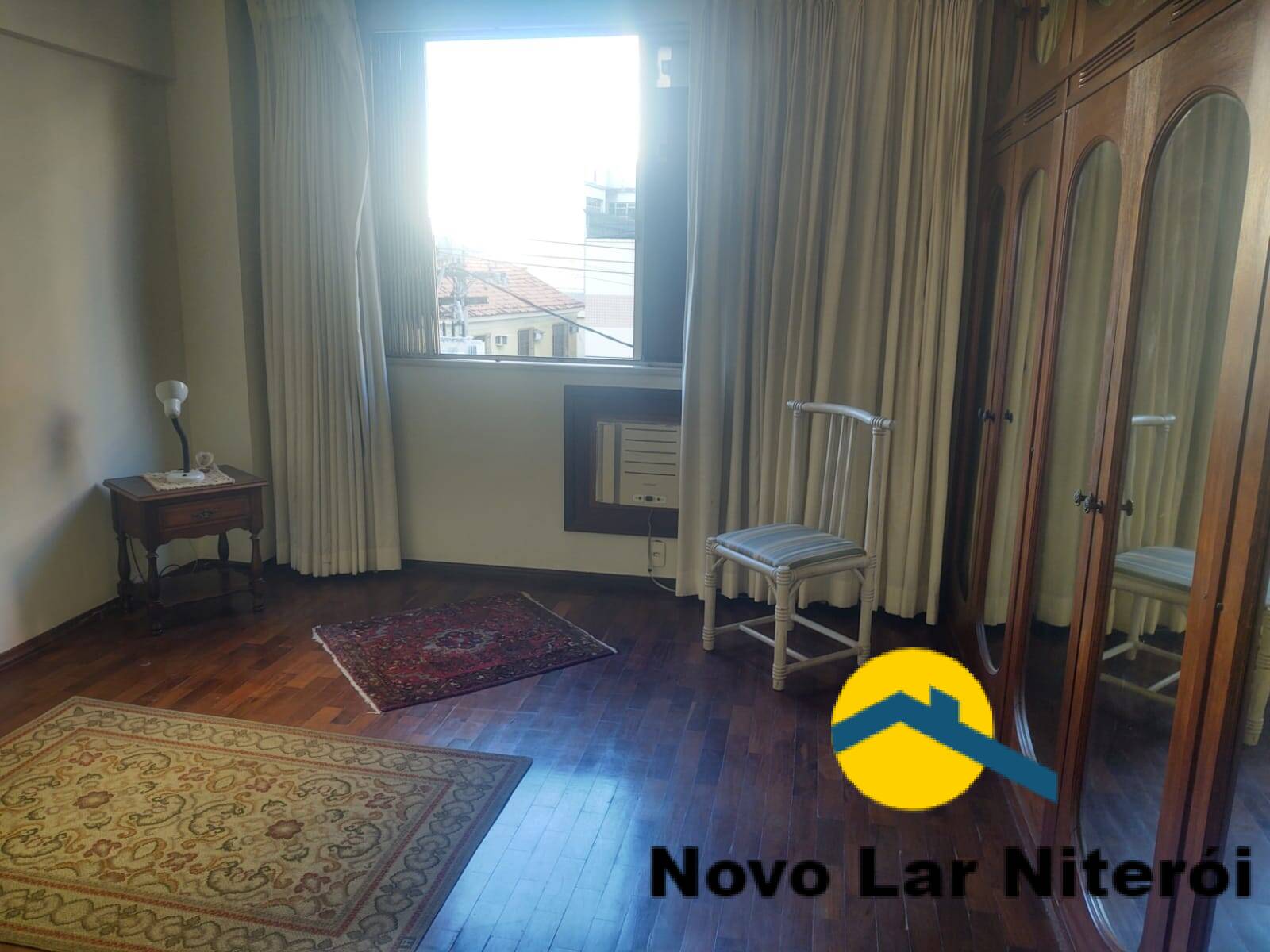 Apartamento à venda com 4 quartos, 180m² - Foto 30