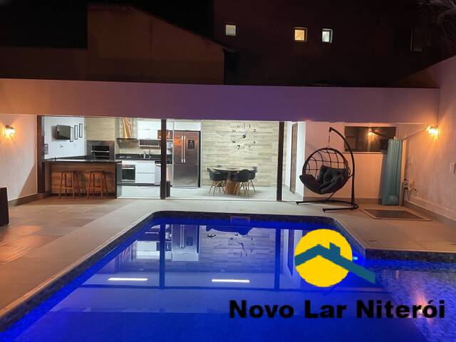 Casa à venda com 3 quartos, 350m² - Foto 1