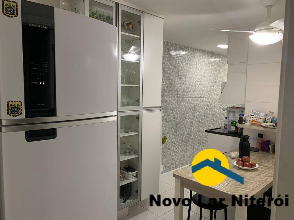 Apartamento à venda com 4 quartos, 145m² - Foto 22