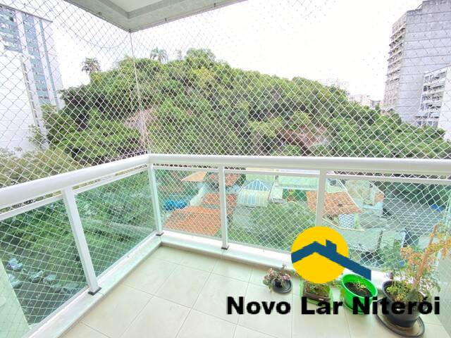 Apartamento à venda com 4 quartos, 246m² - Foto 2