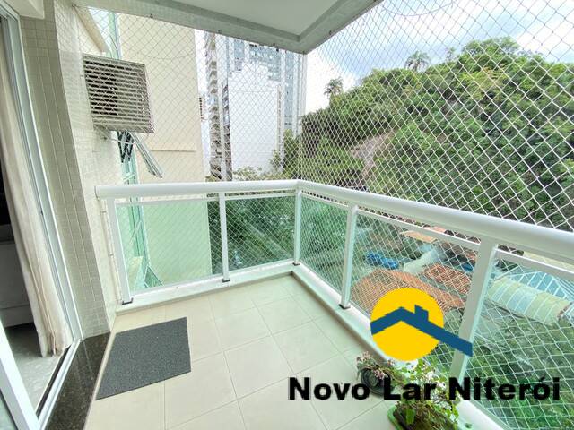 Apartamento à venda com 4 quartos, 246m² - Foto 3