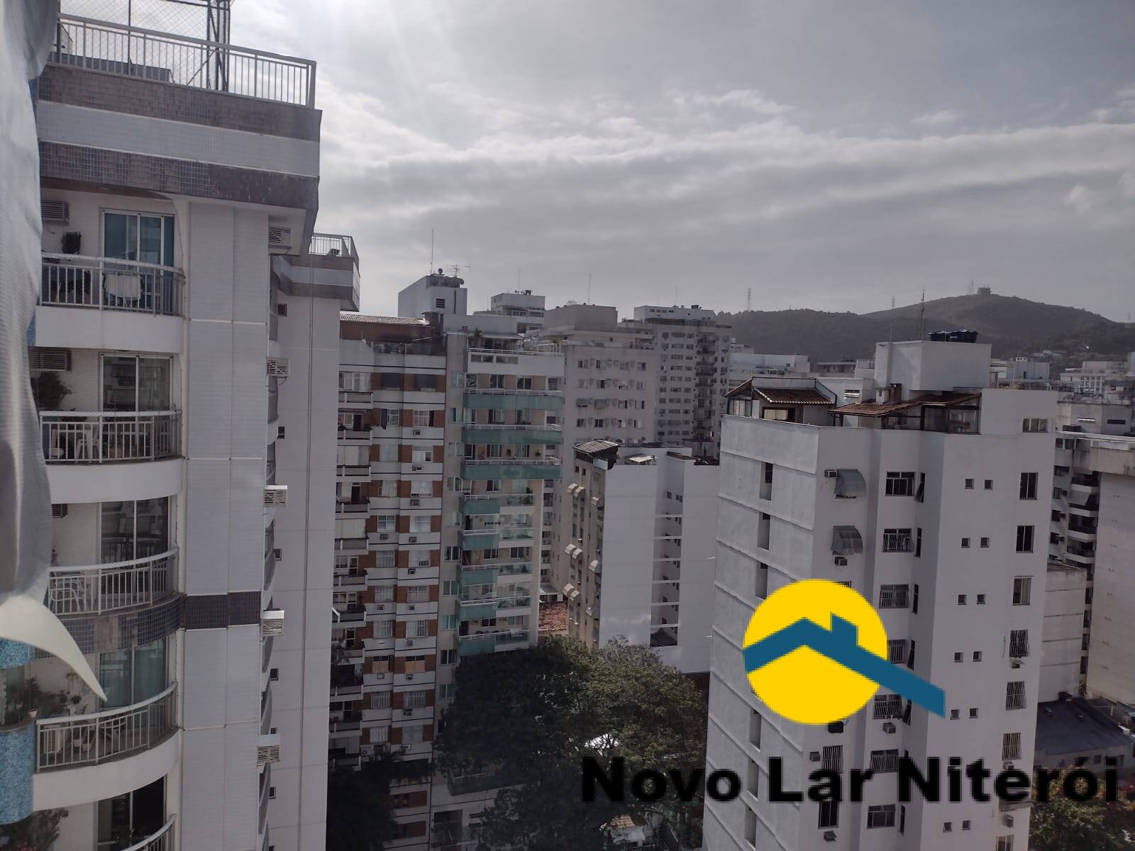 Apartamento à venda com 3 quartos, 135m² - Foto 12