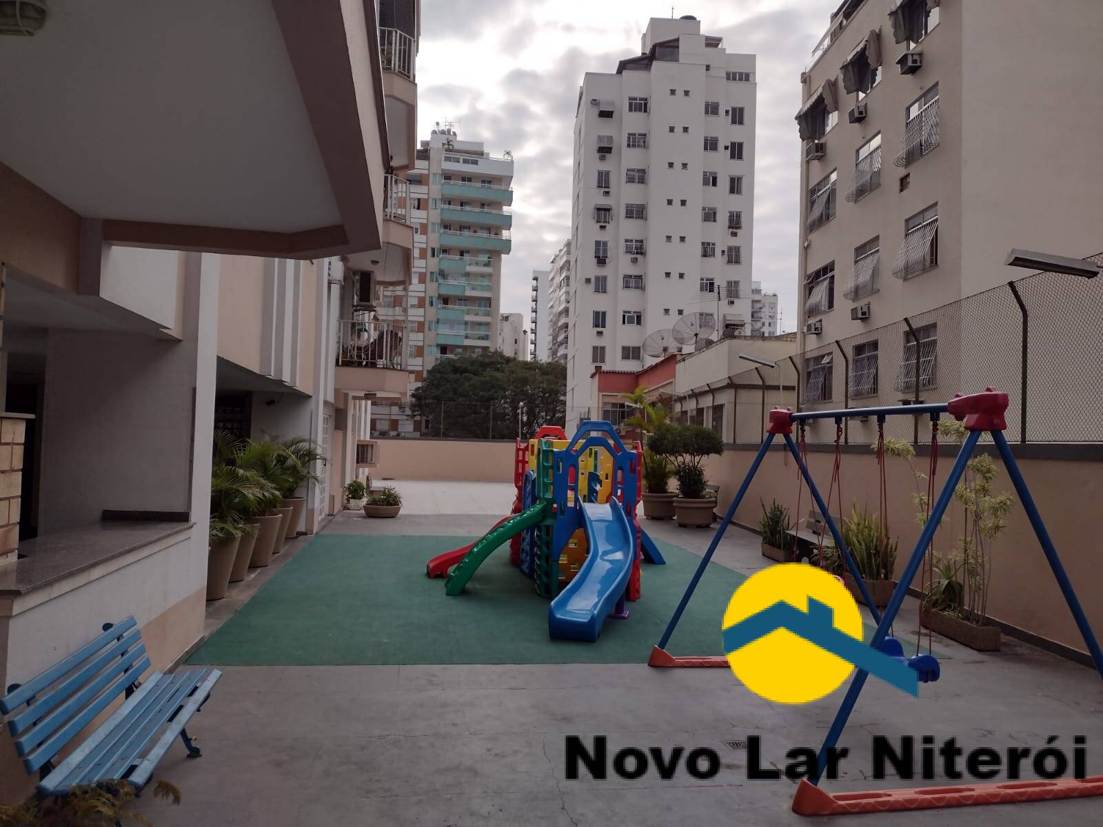 Apartamento à venda com 3 quartos, 135m² - Foto 35