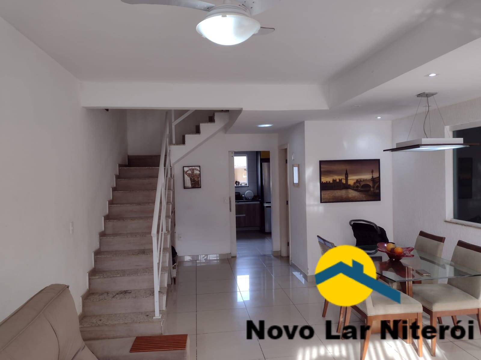 Casa à venda com 3 quartos, 210m² - Foto 6