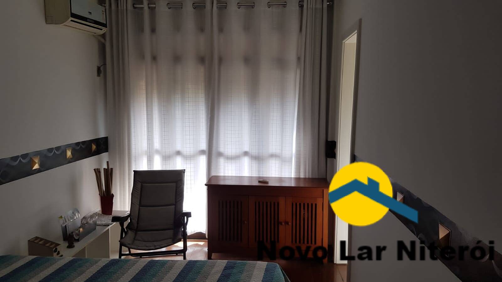 Cobertura à venda com 3 quartos, 250m² - Foto 2