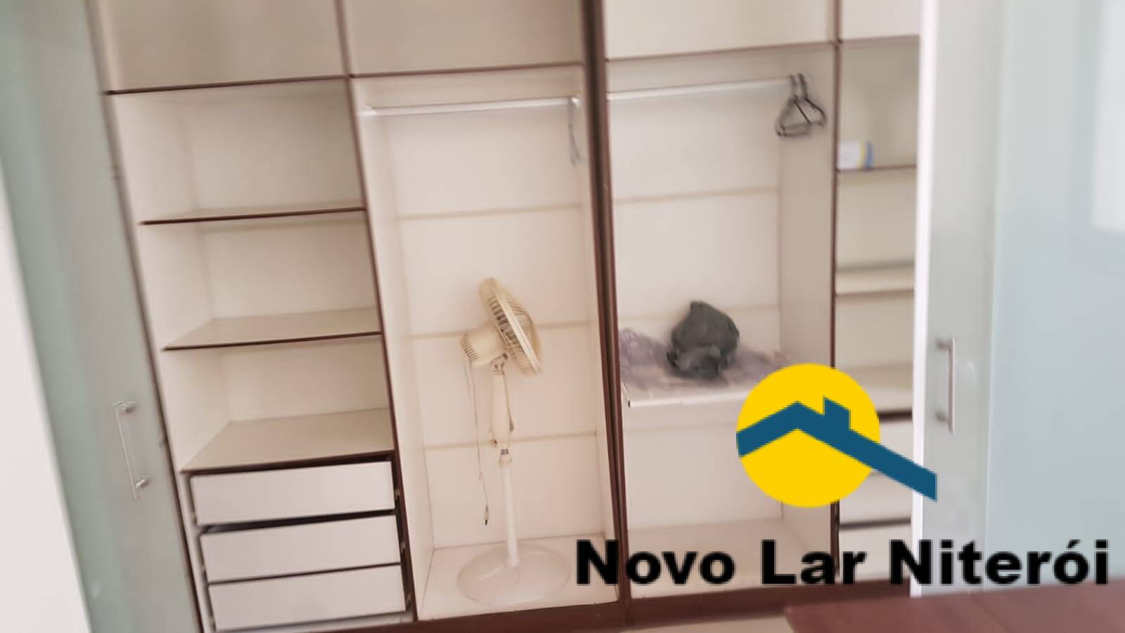 Cobertura à venda com 3 quartos, 250m² - Foto 7