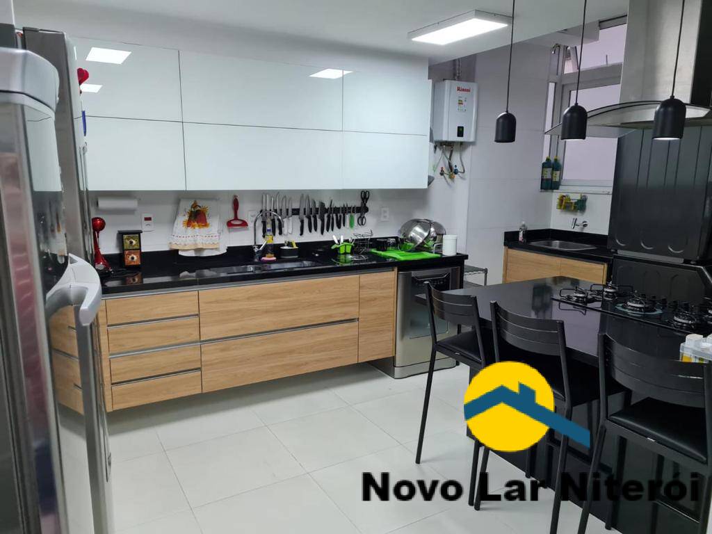 Apartamento à venda com 3 quartos, 140m² - Foto 5