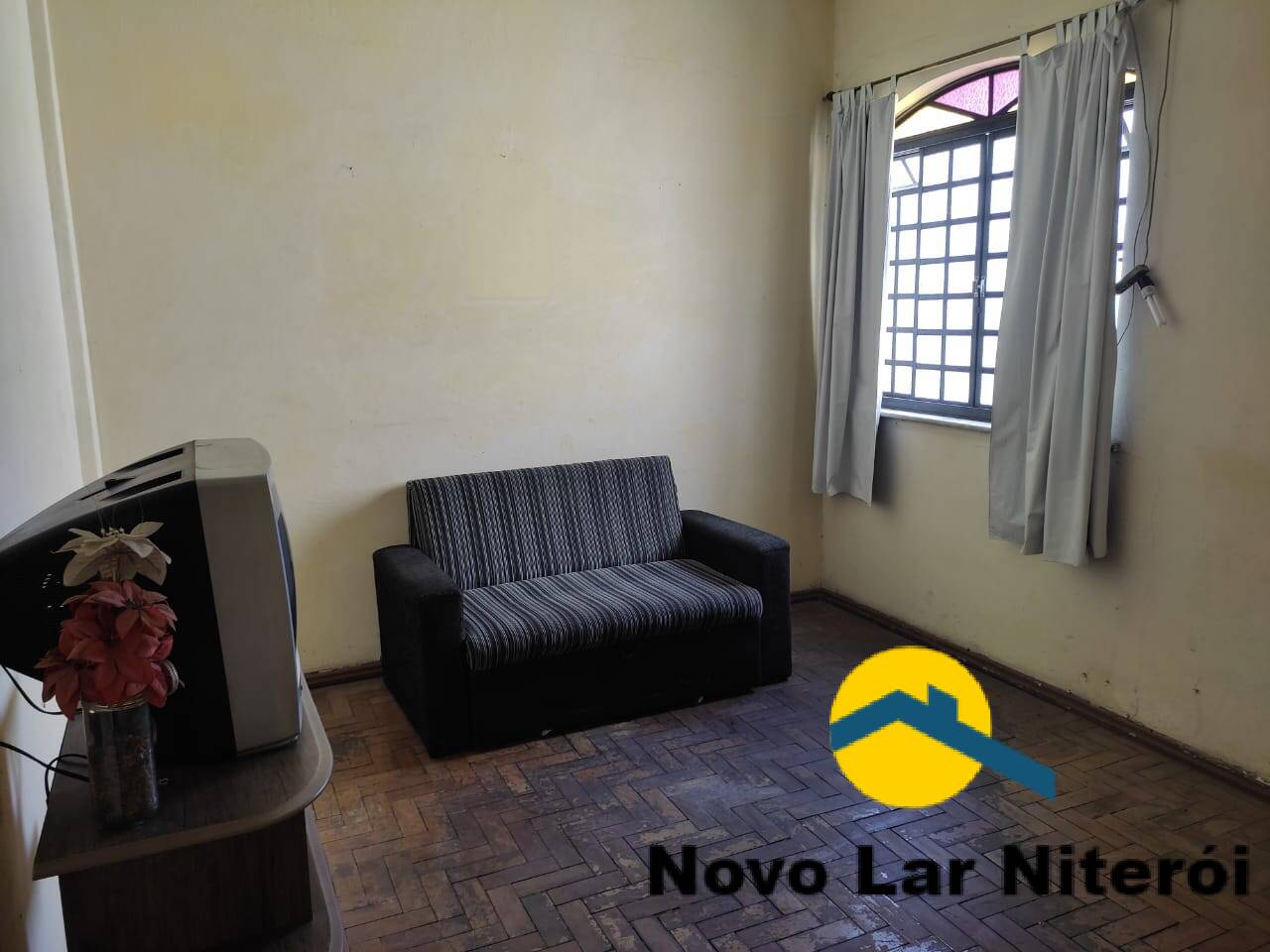 Apartamento à venda com 2 quartos, 60m² - Foto 1