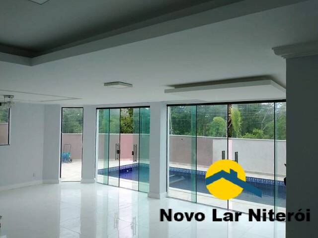 Casa à venda com 4 quartos, 330m² - Foto 42