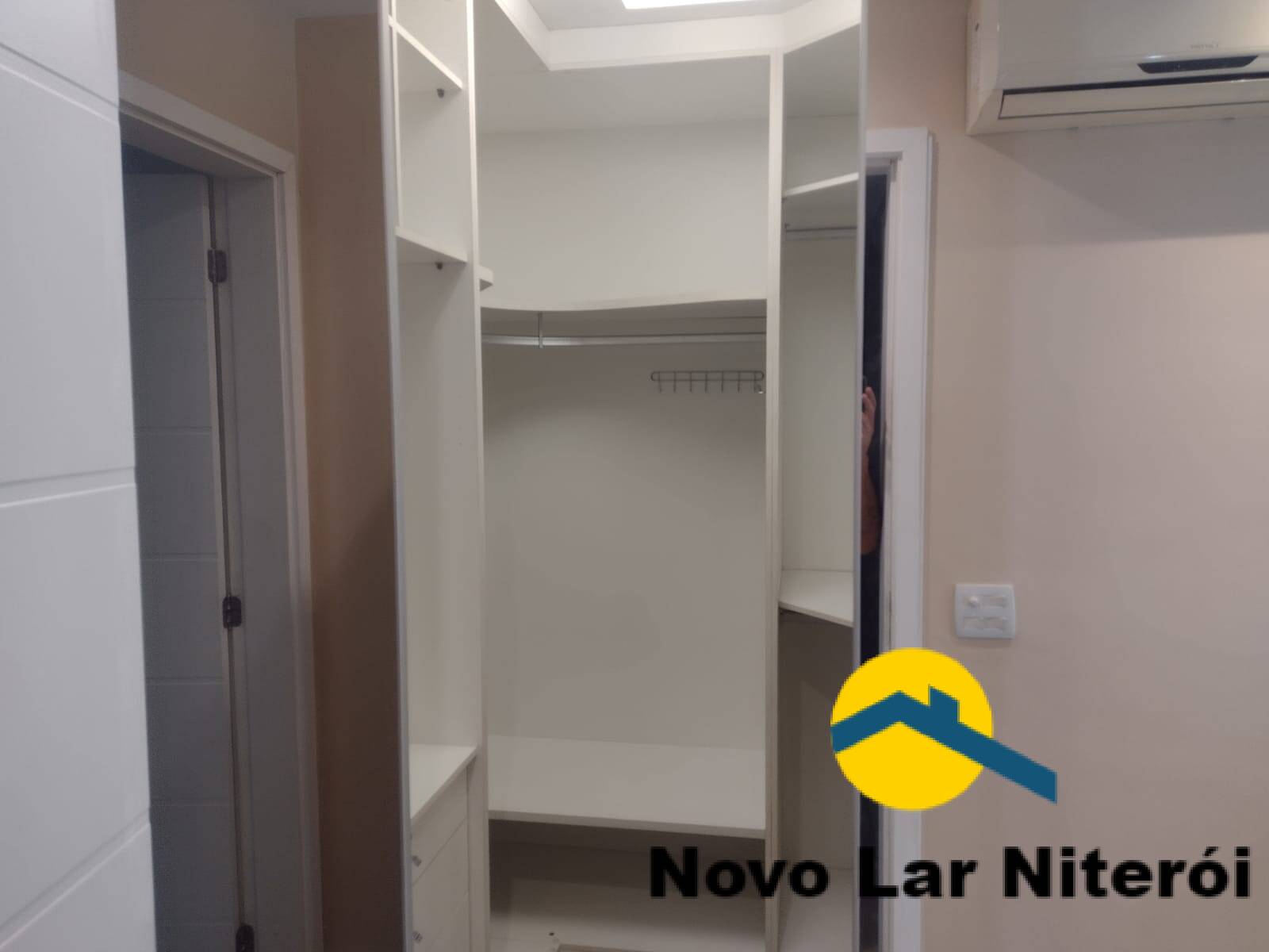 Casa à venda com 4 quartos, 196m² - Foto 12