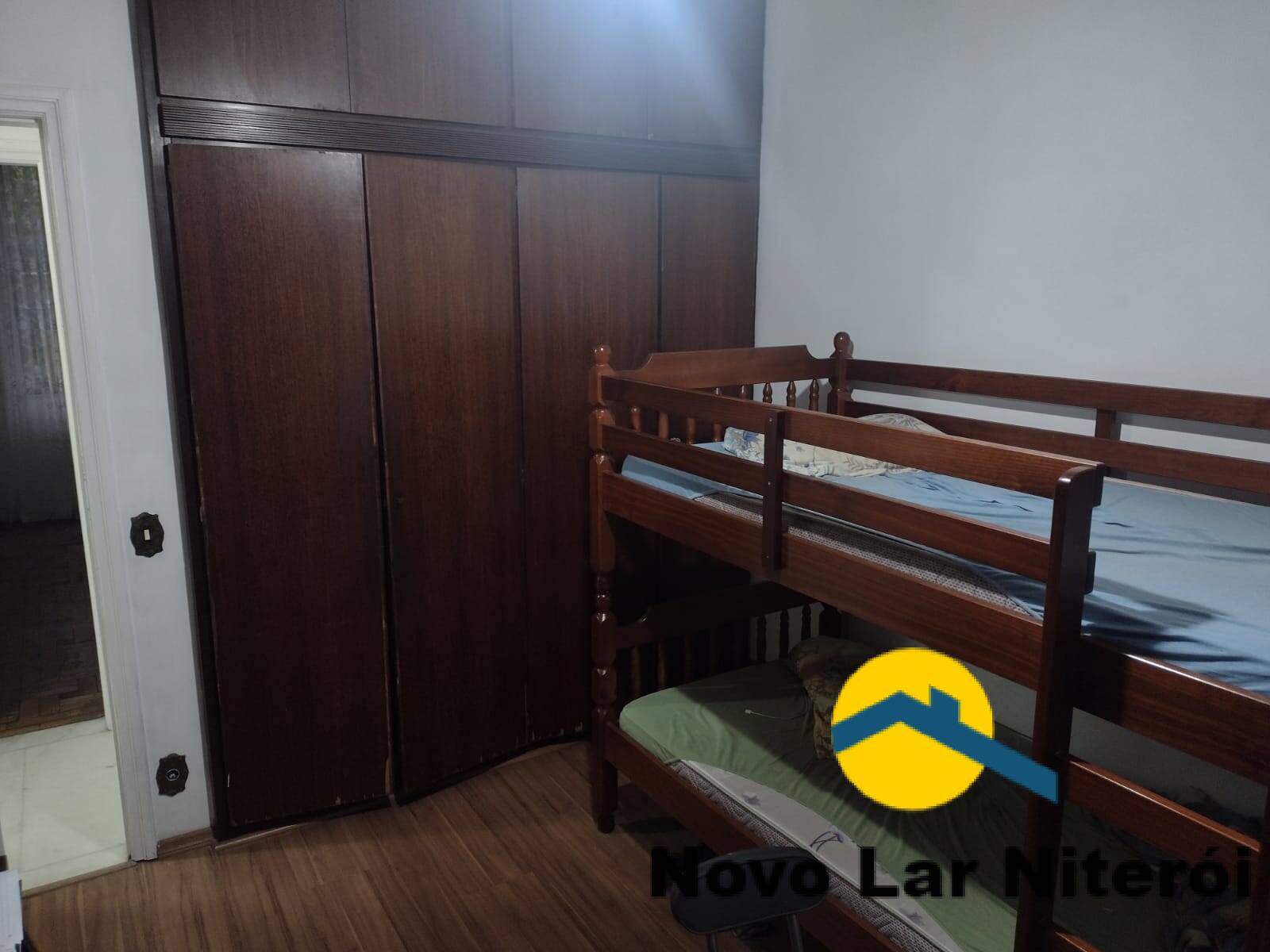 Apartamento à venda com 4 quartos, 140m² - Foto 9