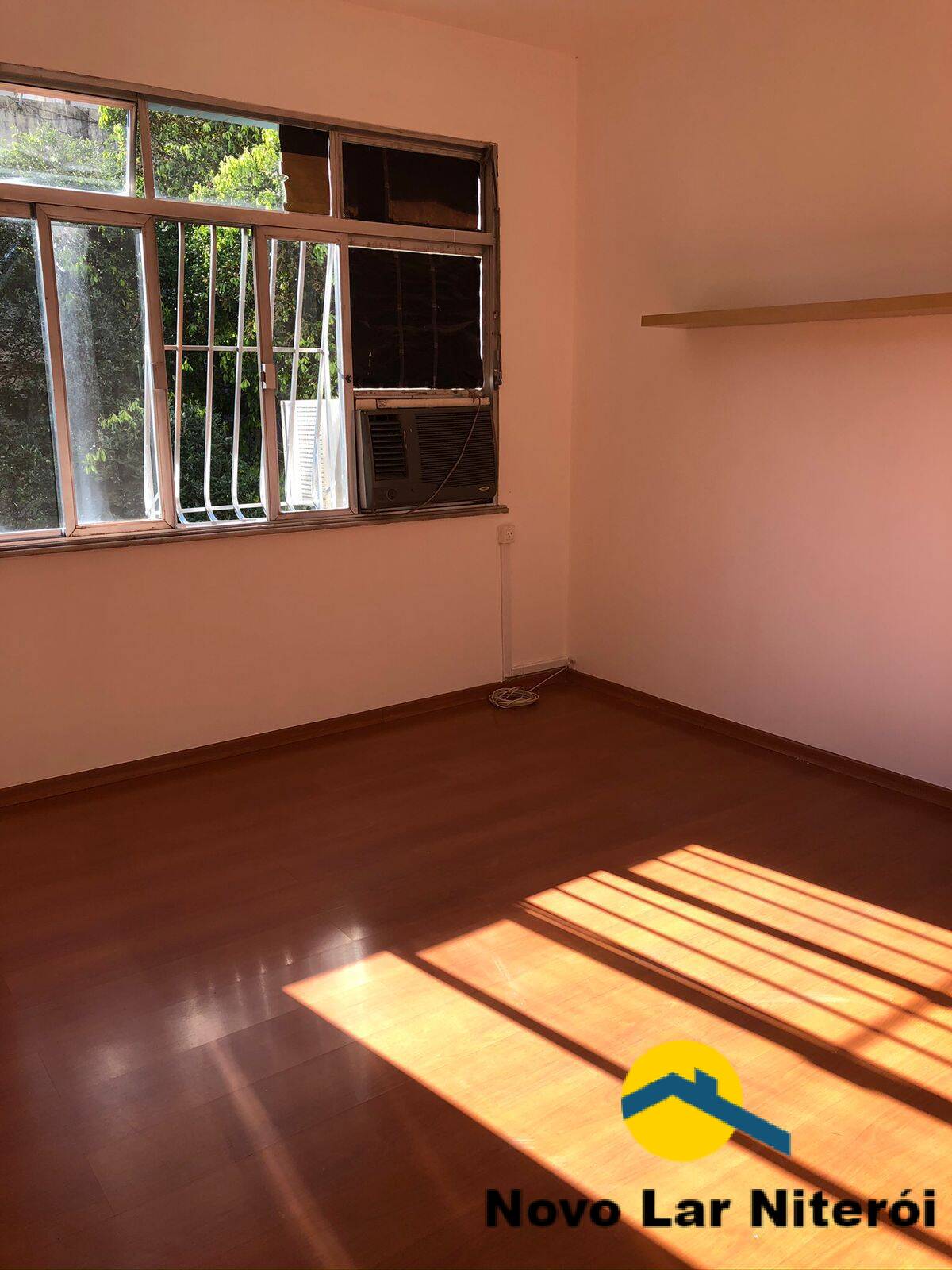 Apartamento à venda com 3 quartos, 144m² - Foto 3