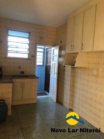 Apartamento à venda com 3 quartos, 144m² - Foto 11