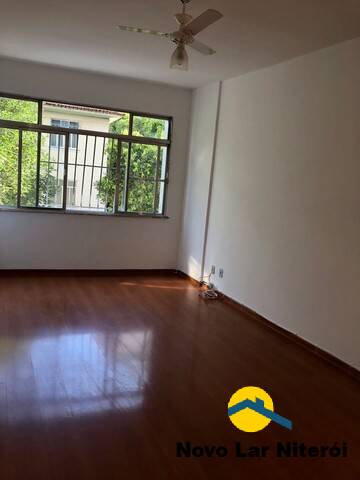 Apartamento à venda com 3 quartos, 144m² - Foto 2