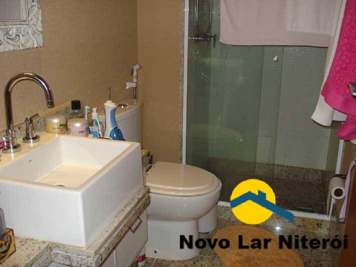 Apartamento à venda com 4 quartos, 226m² - Foto 18