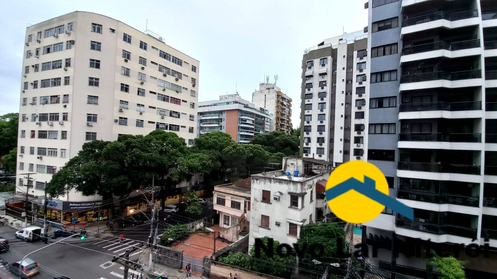 Apartamento à venda com 4 quartos, 245m² - Foto 4