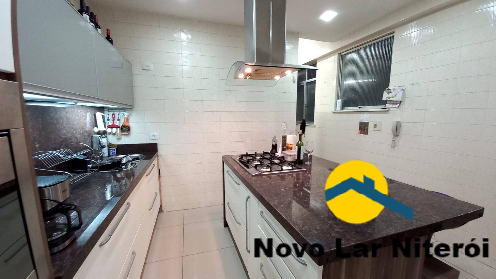 Apartamento à venda com 4 quartos, 245m² - Foto 29