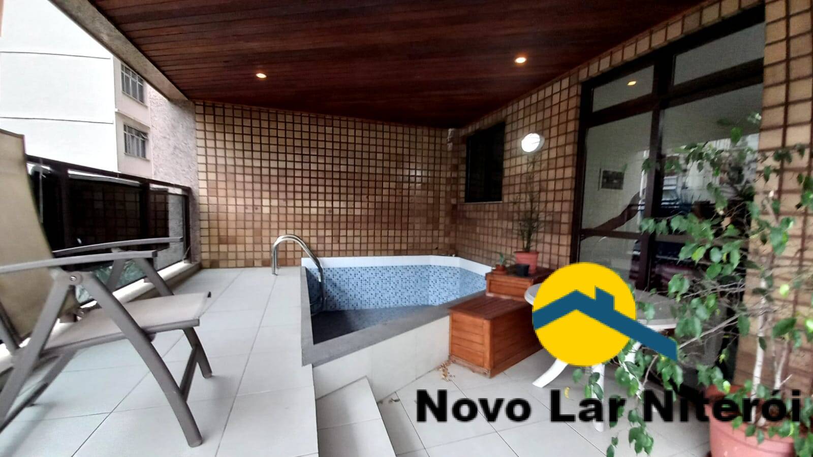 Apartamento à venda com 4 quartos, 245m² - Foto 3