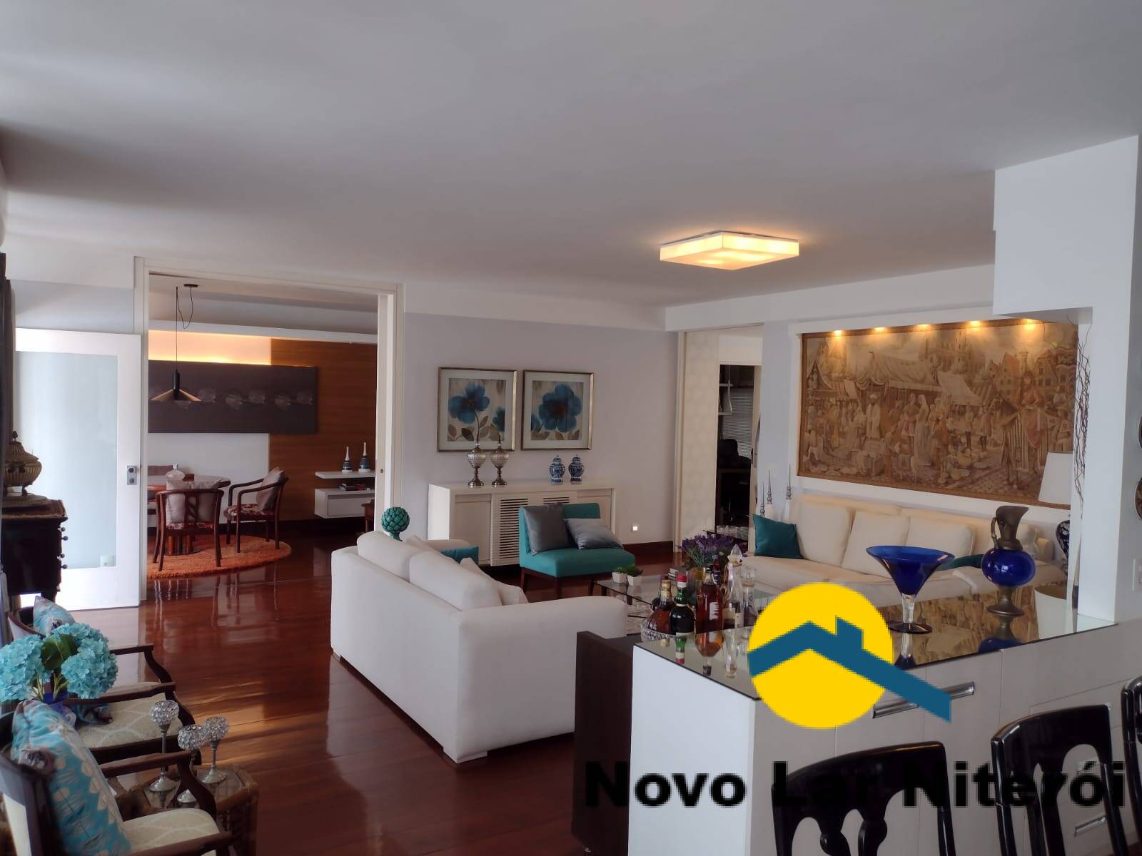 Casa à venda com 5 quartos, 441m² - Foto 2