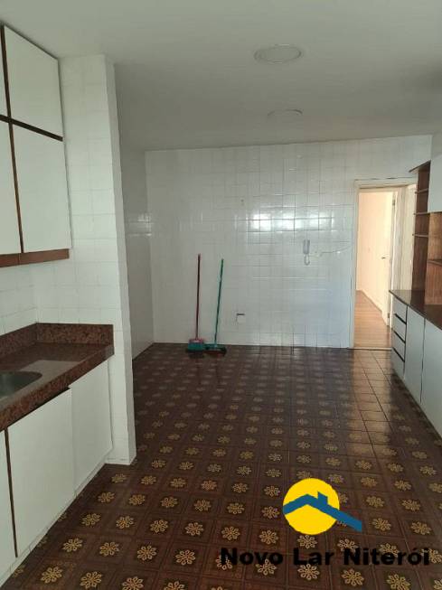 Apartamento à venda com 4 quartos, 250m² - Foto 23