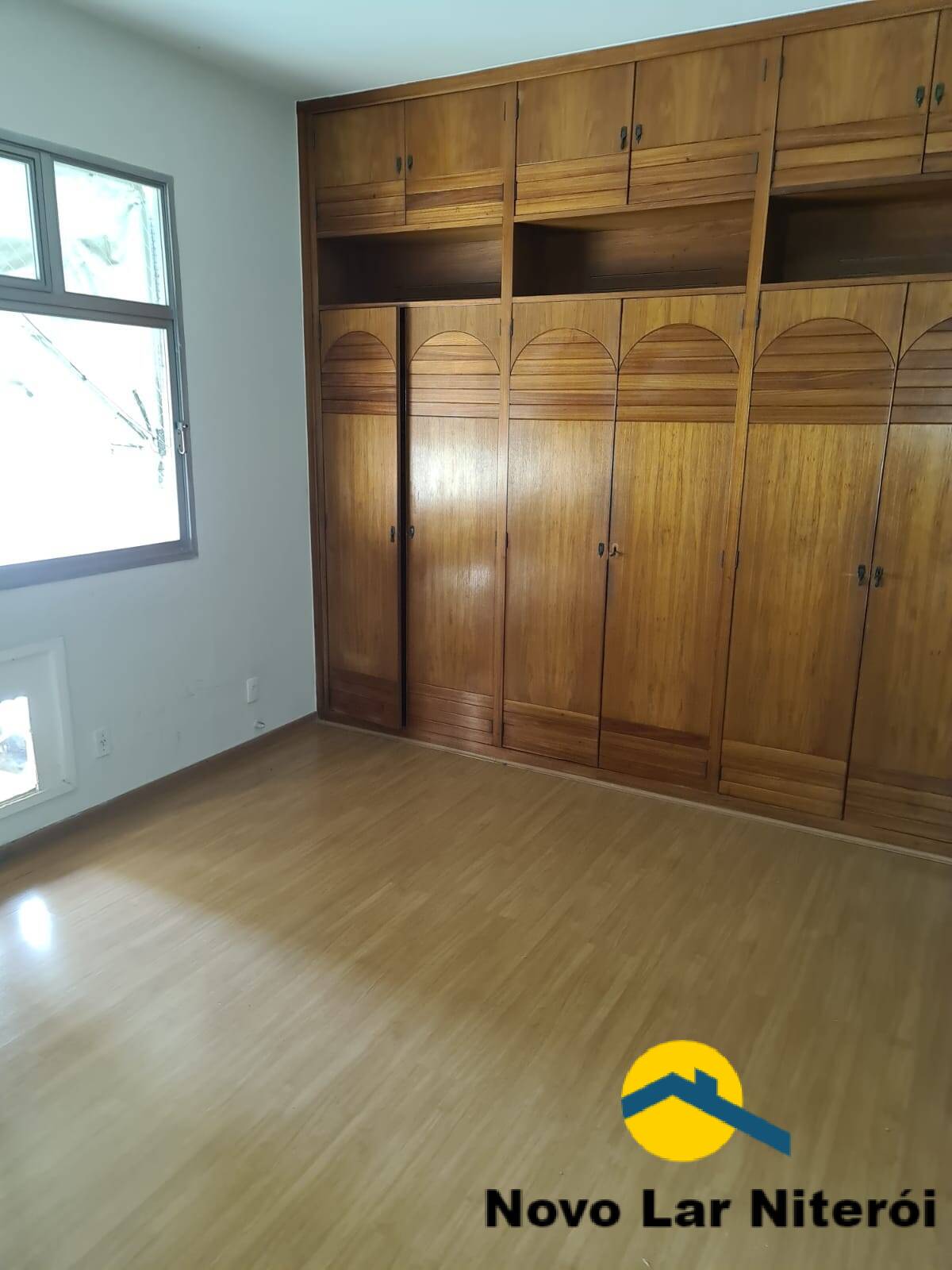 Apartamento à venda com 4 quartos, 250m² - Foto 15