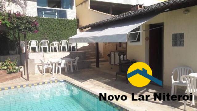 Casa à venda com 3 quartos, 240m² - Foto 2