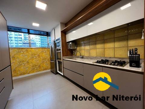 Apartamento à venda com 4 quartos, 250m² - Foto 32