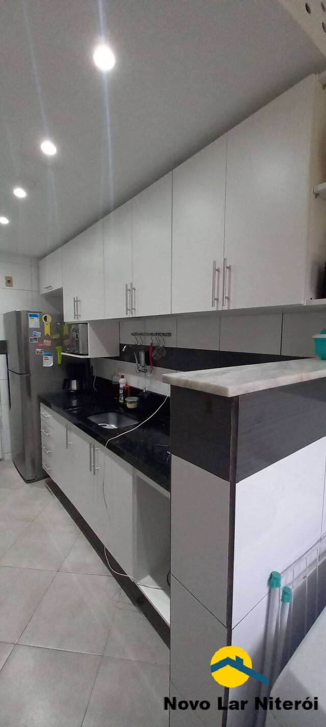 Apartamento à venda com 2 quartos, 80m² - Foto 9