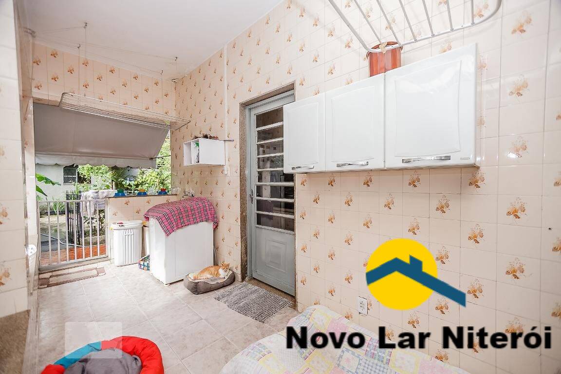 Casa à venda com 3 quartos, 450m² - Foto 10