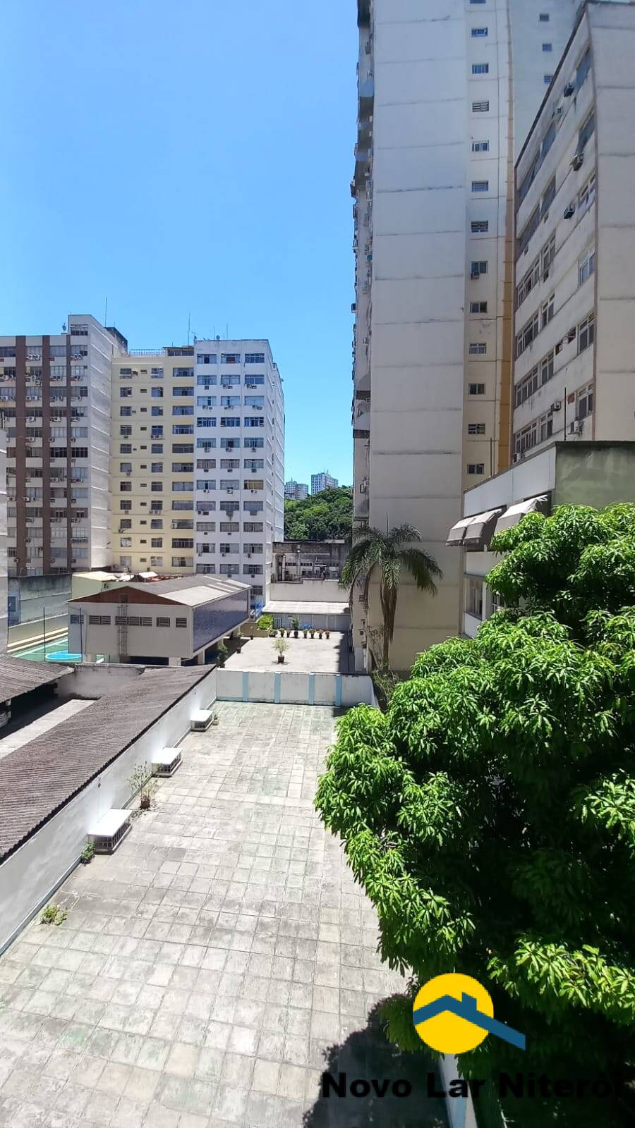 Apartamento à venda com 2 quartos, 70m² - Foto 5